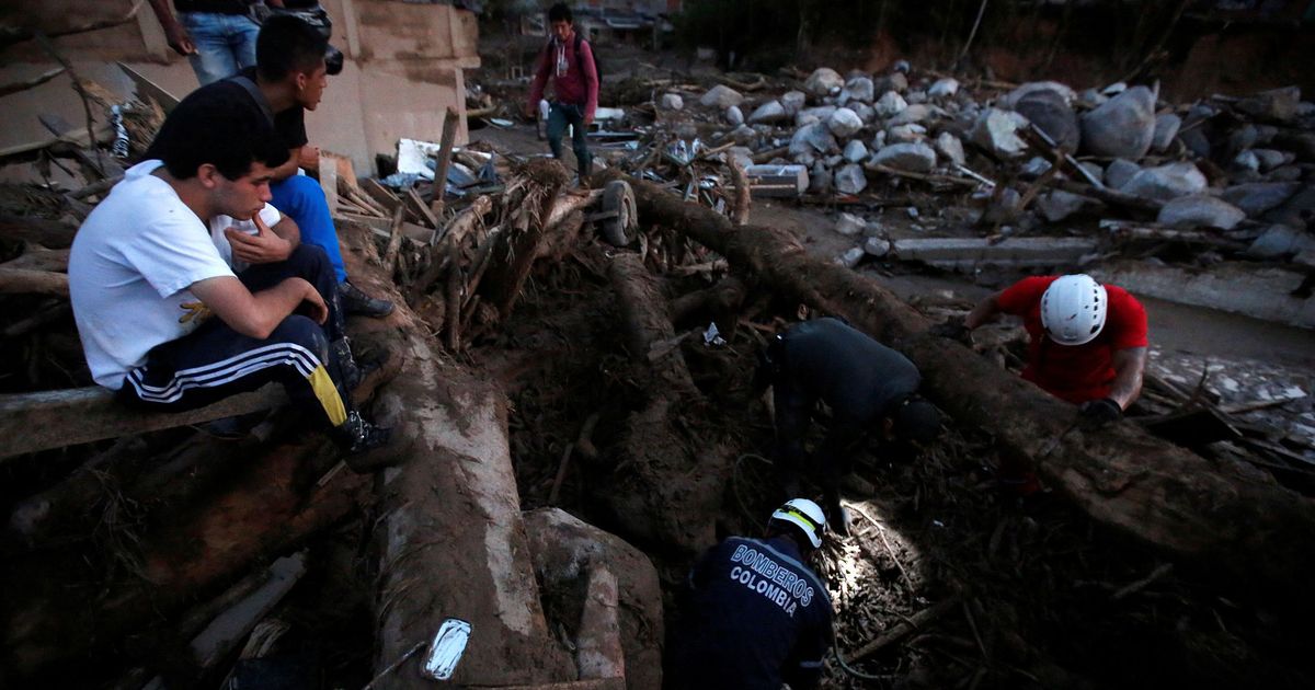 Colombia: President declares emergency after 254 die in mudslides, flooding