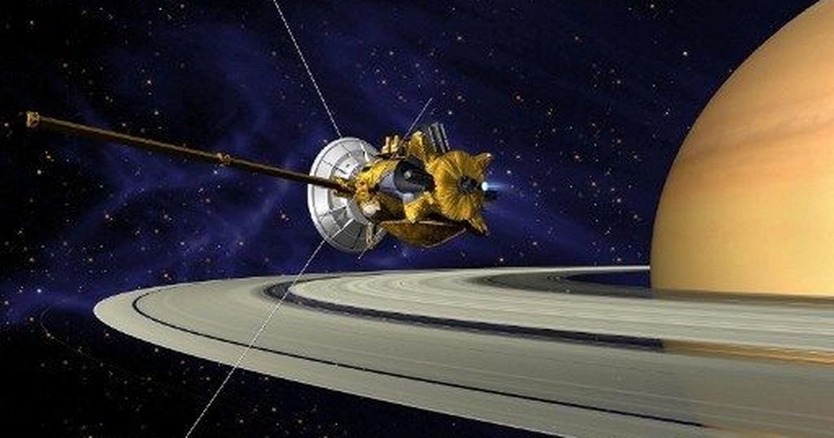 Nasa spacecraft Cassini suggests there might be alien life on Saturn’s moon Enceladus