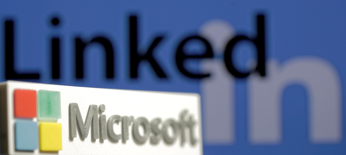 Microsoft may lay off thousands of employees as it shifts its focus to cloud computing: Reports