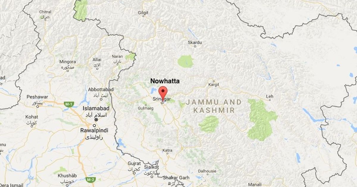 Youth dies after CRPF vehicle runs over 3 in Srinagar while trying to escape protestors