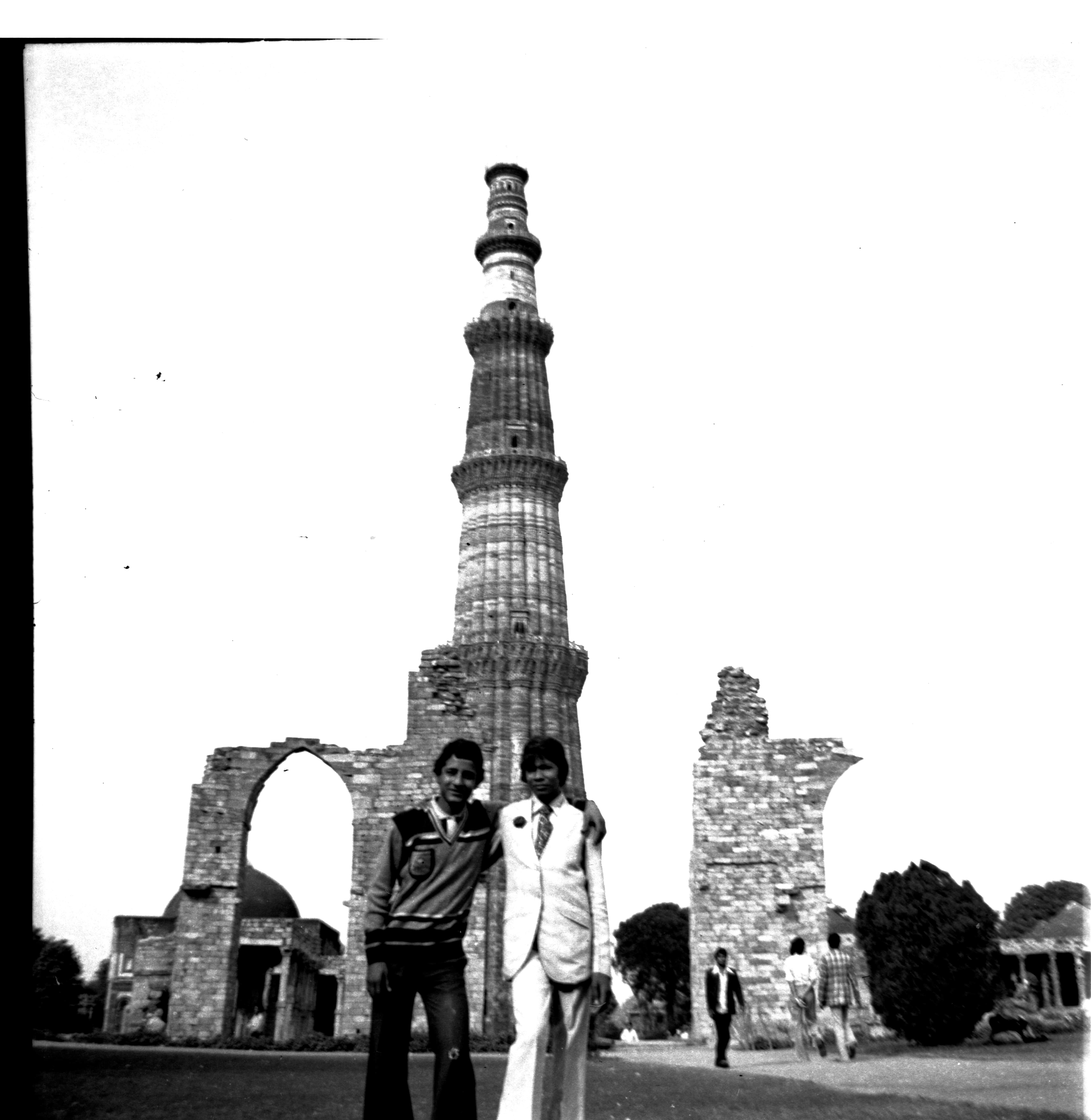 Residents of Mehrauli at the Qutab complex, 1970s (Courtesy: Mohammad Tohir). Residents of Mehrauli at the Qutab complex, 1970s (Courtesy: Mohammad Tohir).