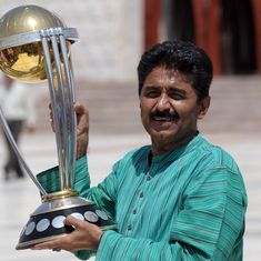 Pakistanis are waiting to give their lives in battle with India, says former cricketer Javed Miandad